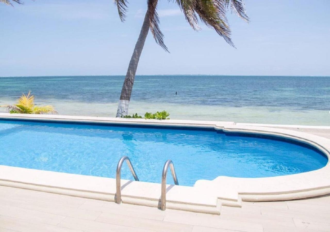Flamingo Paradise Front By Cielo Maya Cancún Exterior foto